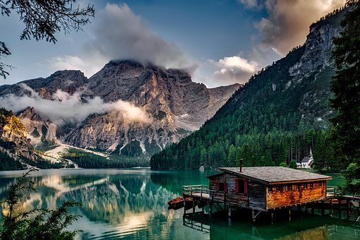 Italienische Berge - Pragser Wildsee